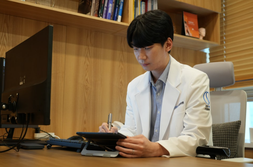 41725007114 - 헤어온의원
