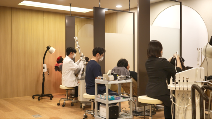 41731563742 - 헤어온의원