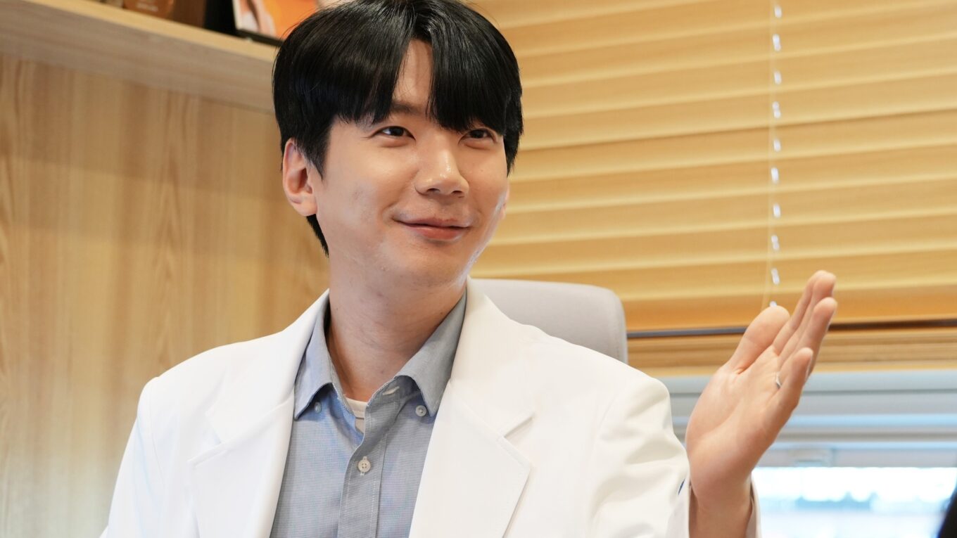 4 16 - 헤어온의원